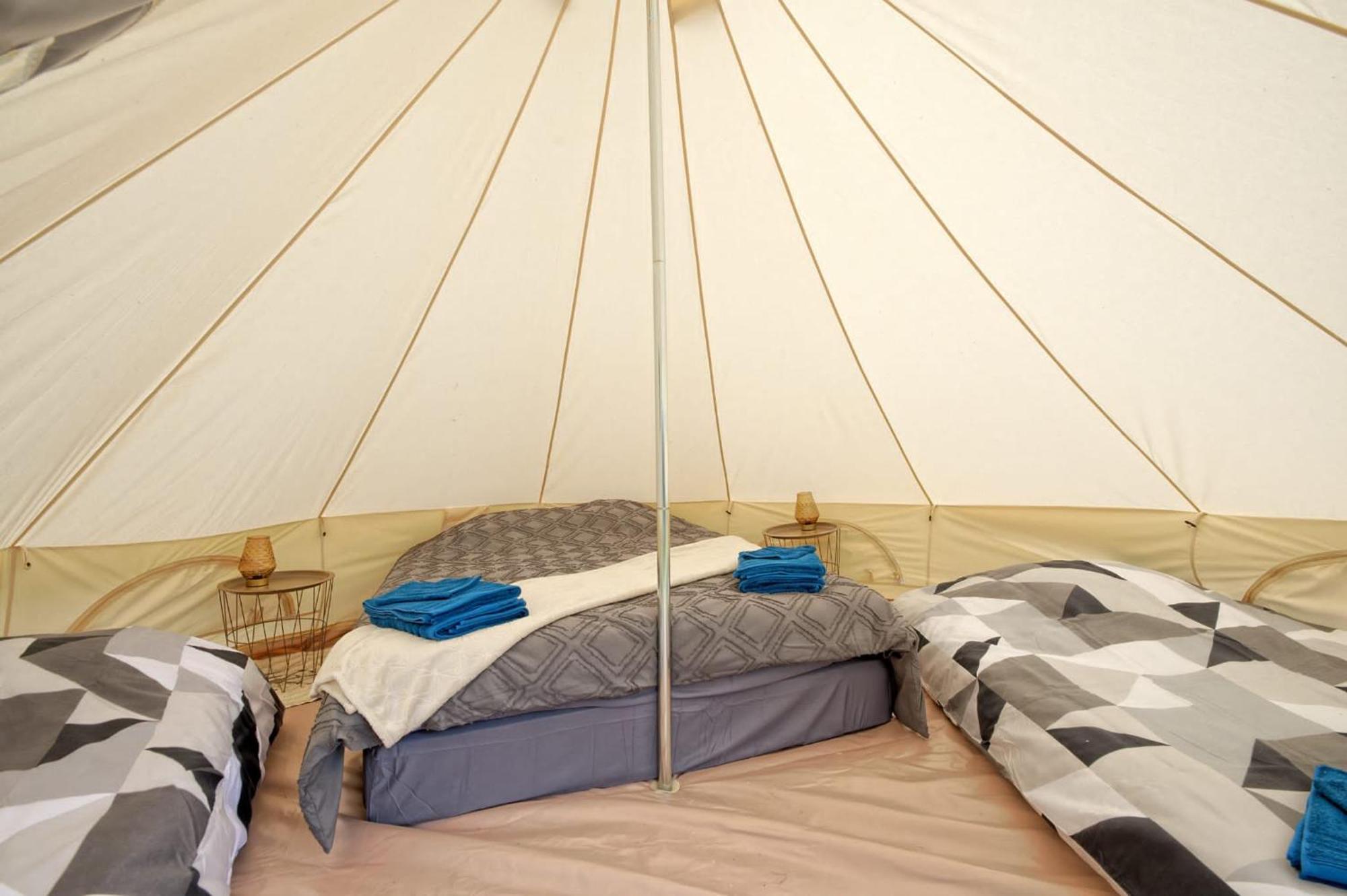 Tipi Experience L'Echappee Belle Hotell Saint-Maudez Eksteriør bilde